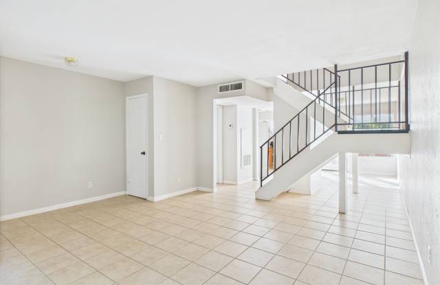 9520 Quail Village Ln photos photos