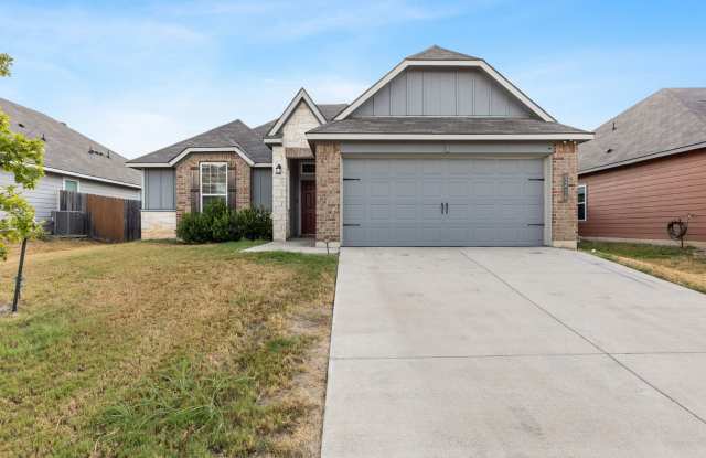 Great 4 Bedroom 2 Bath Home in Midway ISD! Gallery 1