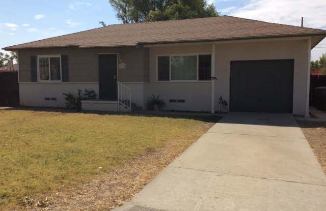 Cute 2BR 1BA Home photos photos
