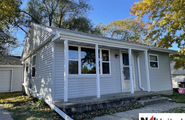 Two bedroom, One bathroom home for rent photos photos