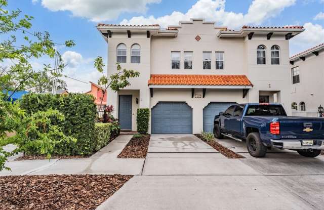 102 S MOODY AVENUE - 102 South Moody Avenue, Tampa, FL 33609 102 S MOODY AVENUE - 102 South Moody Avenue, Tampa, FL 33609