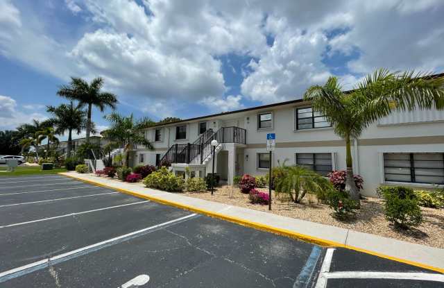 CENTRALLY LOCATED- UPDATED UNFURNISHED ANNUAL RENTAL photos photos