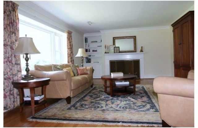 13031 Fairway Lane Gallery 4