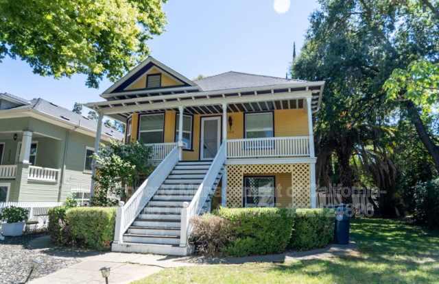 2326 Castro Way photos photos