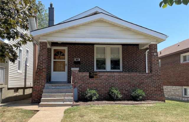 Open floor plan in ideal south city location photos photos