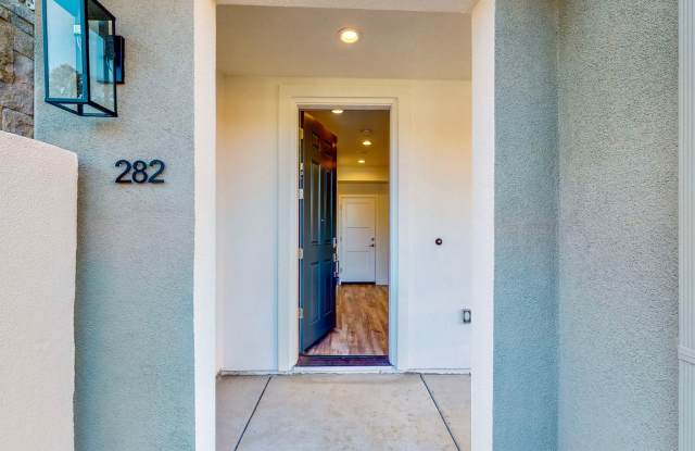 !!!! MOVE IN SPECIAL!!!! $500 OFF THE FIRST FULL MONTH’S RENT!!! Beautiful Newly Constructed Fountain Grove 3 Bedroom 2.5 bathroom Townhome with A/C and Solar Gallery 4