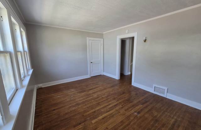 1527 Plastico Avenue Southwest - 2 Gallery 2