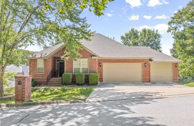 621  N Rockcliff  RD photos photos