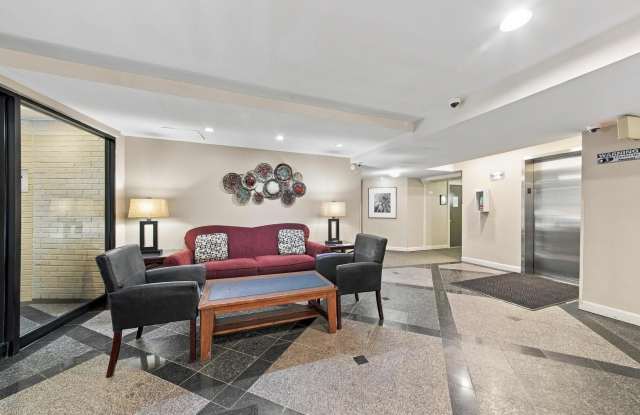 675 GROVE Drive Gallery 2