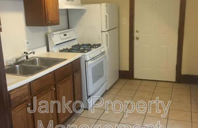 2855 E 82nd St photos photos