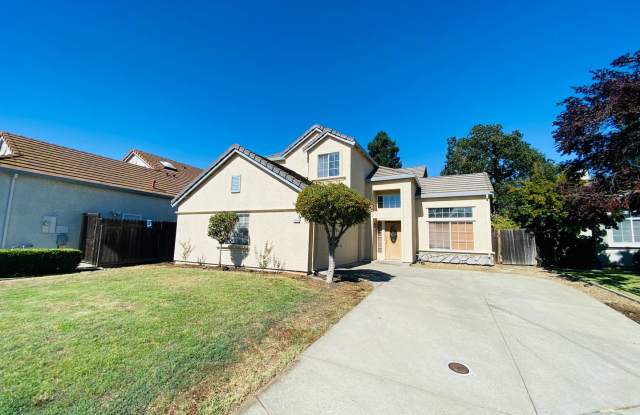 Laguna Home with a Pool Located on Quiet Cul-De-Sac photos photos