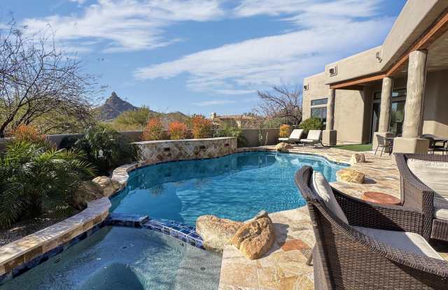 10685 E Cottontail Lane photos photos