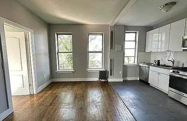 723 Saint Nicholas Avenue Gallery 2