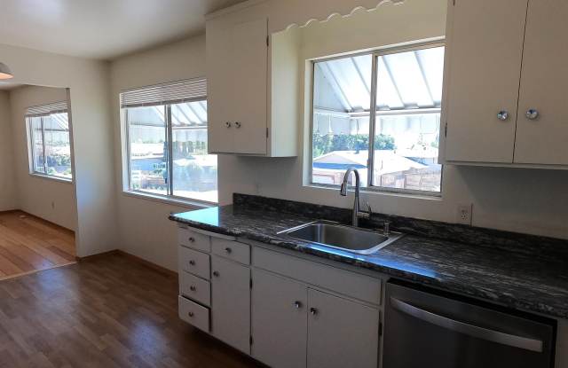 2914 Carmel St - 2914 Carmel Street, Oakland, CA 94602
