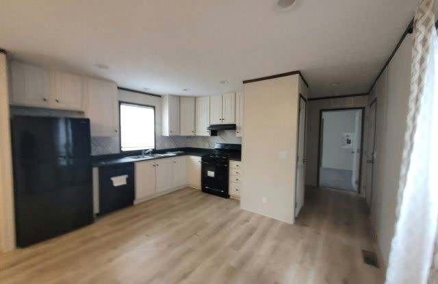 165 Skyline Drive - 165 Skyline Drive, Vadnais Heights, MN 55127