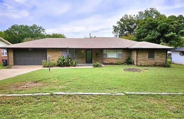 5125 S Atlanta Place Gallery 1