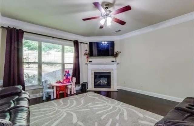 13374 Canary Lane Gallery 4