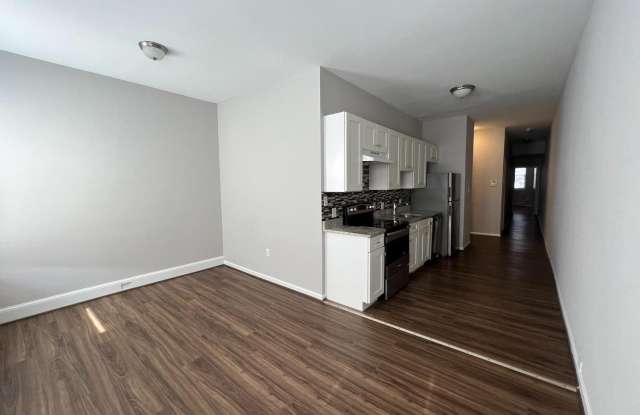 810 NEWINGTON AVE #2 Gallery 4