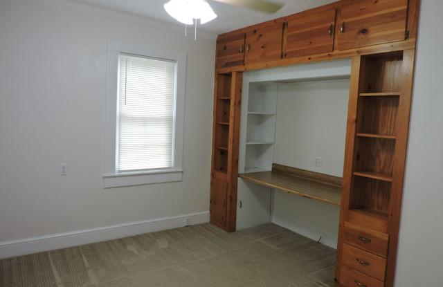 Call Linda 804-642-2106 or linda@vacosold.com Gallery 4