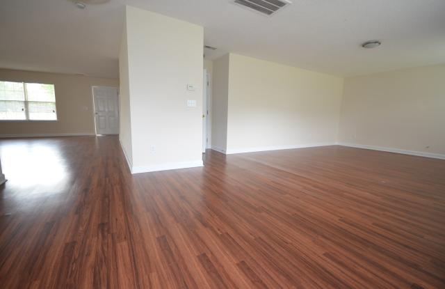 14212 Bernardy Lane Gallery 4