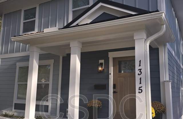 1315 Gorrell St photos photos