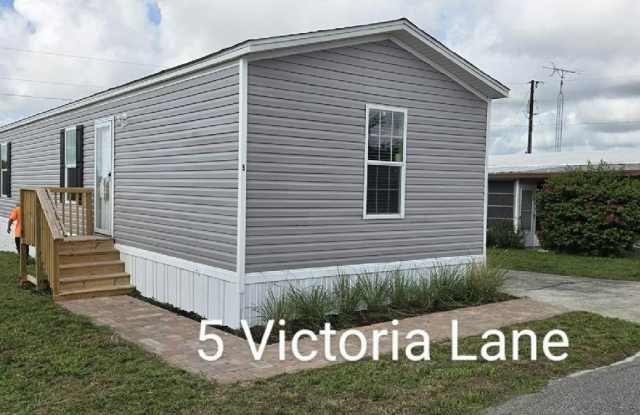 5 Victoria Lane photos photos