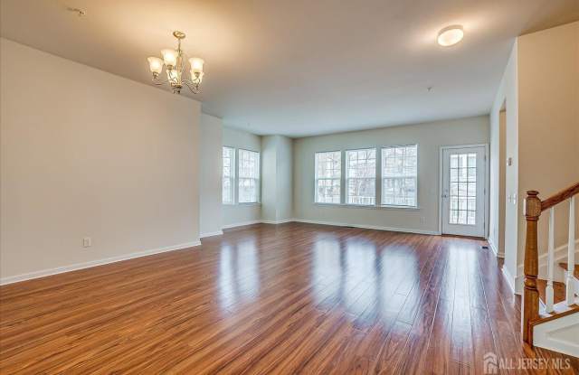 701 Mia Drive Gallery 3