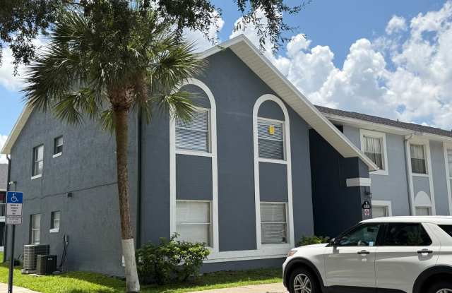 4160 Pershing Pointe Place Gallery 1