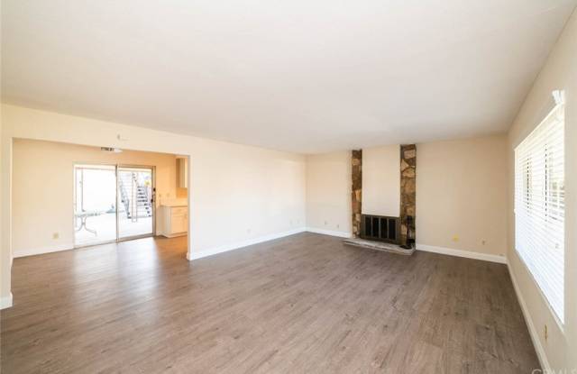 18609 Del Rio Place Gallery 2