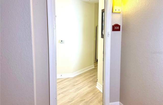 501 MIRASOL Circle Gallery 2
