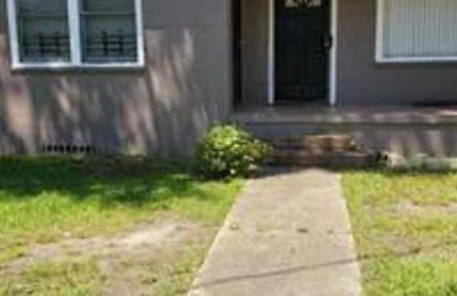 1704 Braddock St photos photos