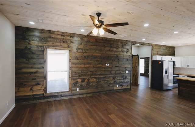 Remodeled 3 Bed, 2 Bath Home on a Corner Lot in Eldon Gallery 4