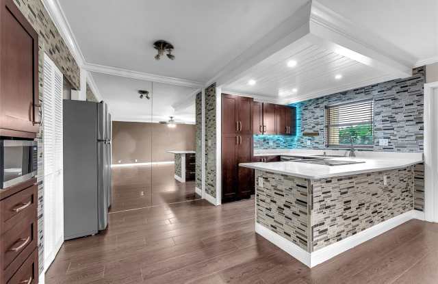 2400 Northeast 10th Street - 2400 Northeast 10th Street, Pompano Beach, FL 33062