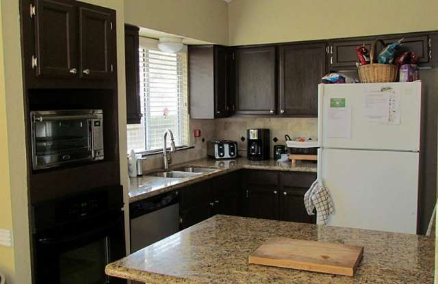 15502 Meadow Village Drive Gallery 3