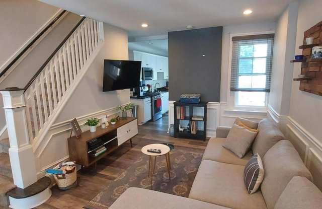 Charming 3-Bedroom Home in Desirable Bridgeport – Upper Merion School District - 443 Bush Street, Bridgeport, PA 19405
