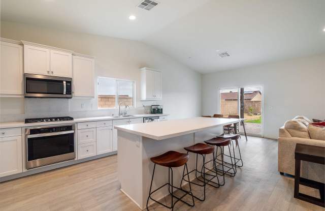 44721 Melkesian Boulevard photos photos