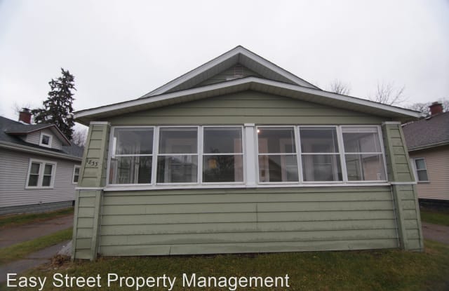 1833 13th St. - 1833 13th Street, Rock Island, IL 61201