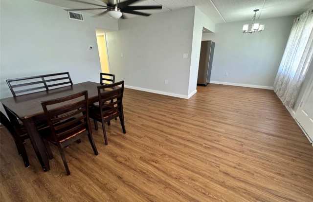 11720 PARK BOULEVARD Gallery 4