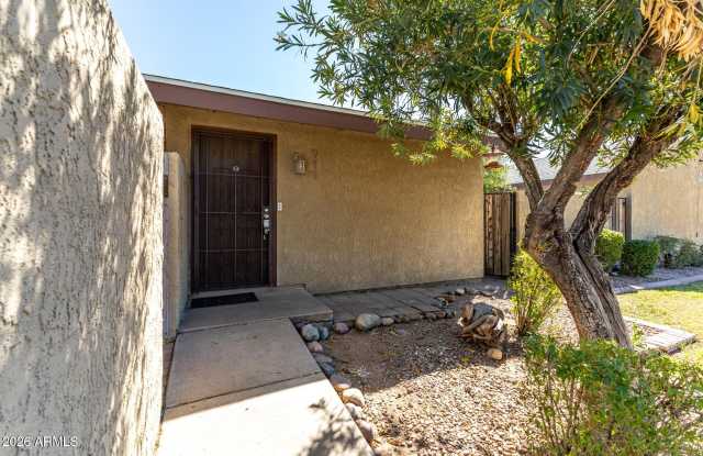 911 S HACIENDA Drive photos photos