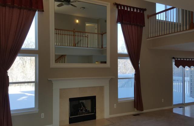 2270 Hickory Point Drive Gallery 2