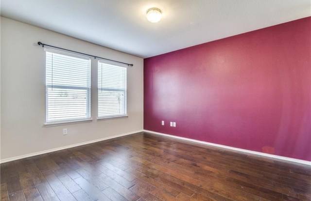 2096 Royal Acres Trail Gallery 2