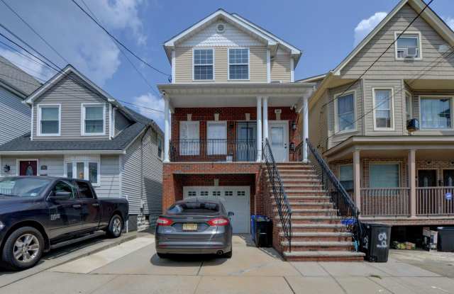 89 WEST 55TH ST - 89 West 55th Street, Bayonne, NJ 07002