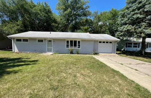 3 bedroom 1 bathroom West Lafayette - 804 Lindberg Road, West Lafayette, IN 47906
