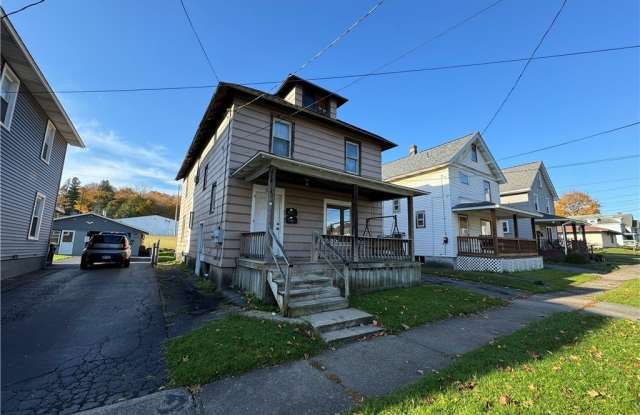 208 E Clark Street photos photos