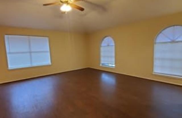 2446 Autumn Springs Lane Gallery 3