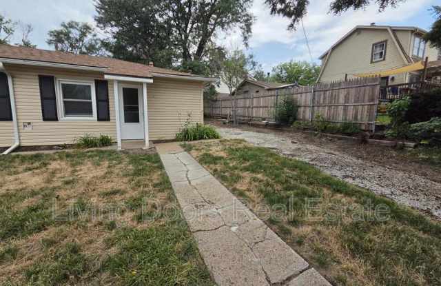 4119 S 46th St. photos photos