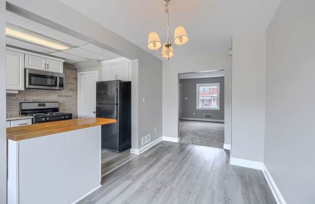 3 Bed 1 Bath Rowhome with OFFSTREET PARKING AND OUTSIDE STORAGE photos photos