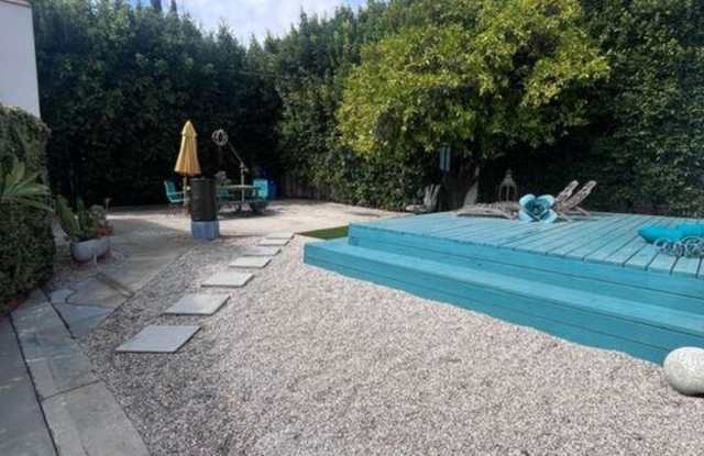 8650 Olin Street - 8650 Olin Street, Los Angeles, CA 90034