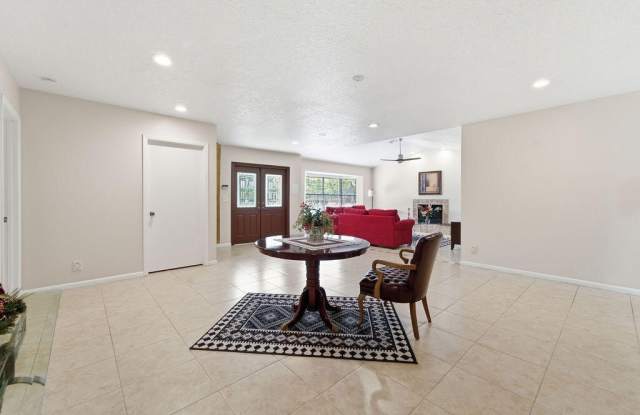 5562 REYNOLDS Road Gallery 3