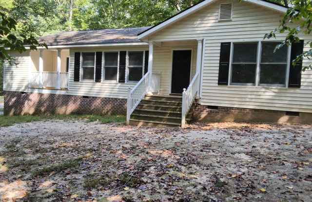 Blackstone 3 Bed 2 Bath Rancher -convenient to Fort Pickett Gallery 1